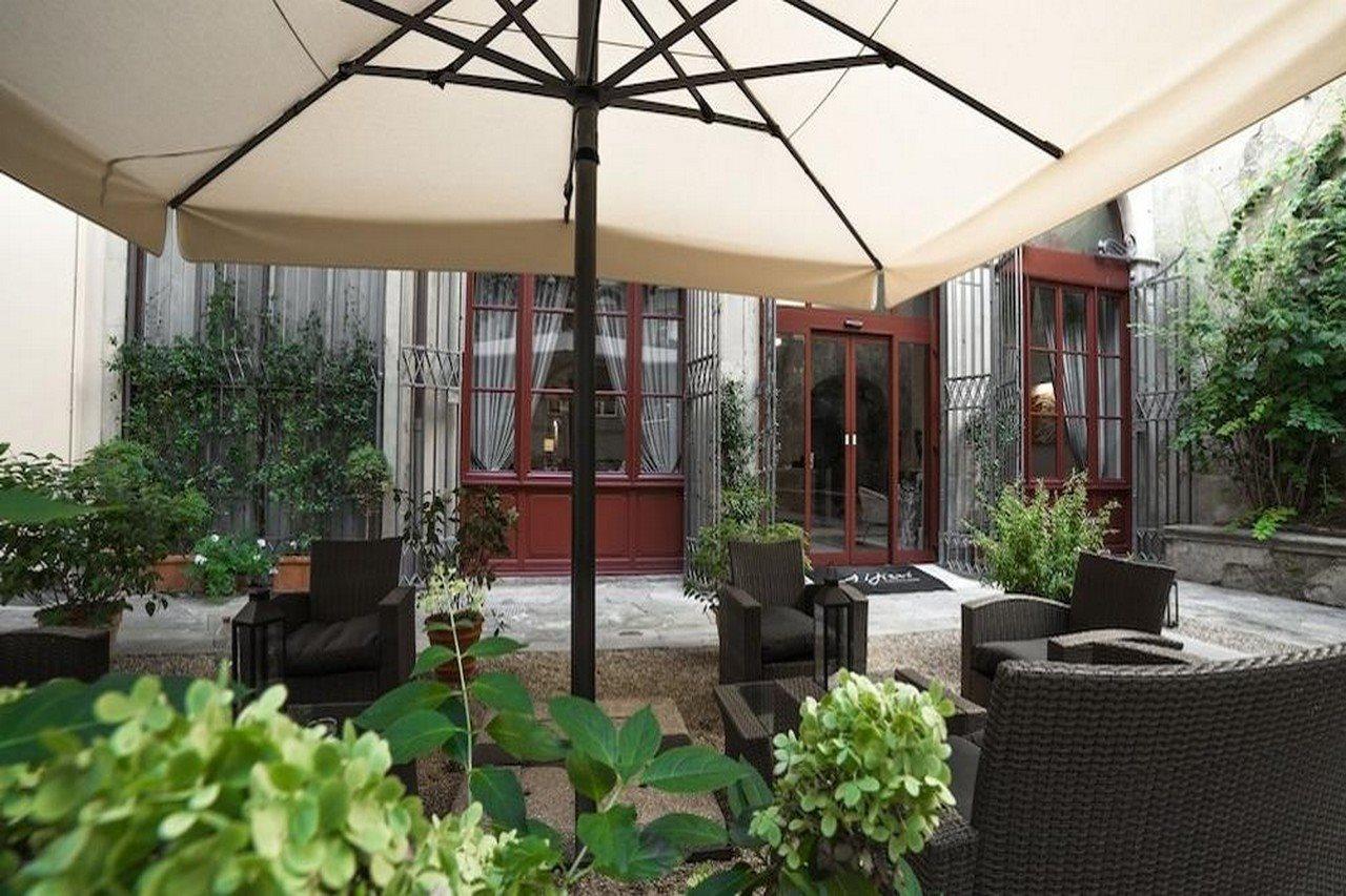 Hotel Bretagna Heritage - Alfieri Collezione Florence Exterior photo