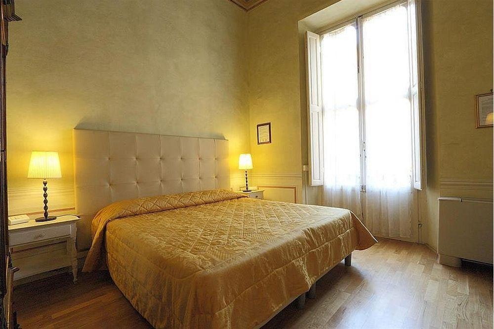 Hotel Bretagna Heritage - Alfieri Collezione Florence Exterior photo