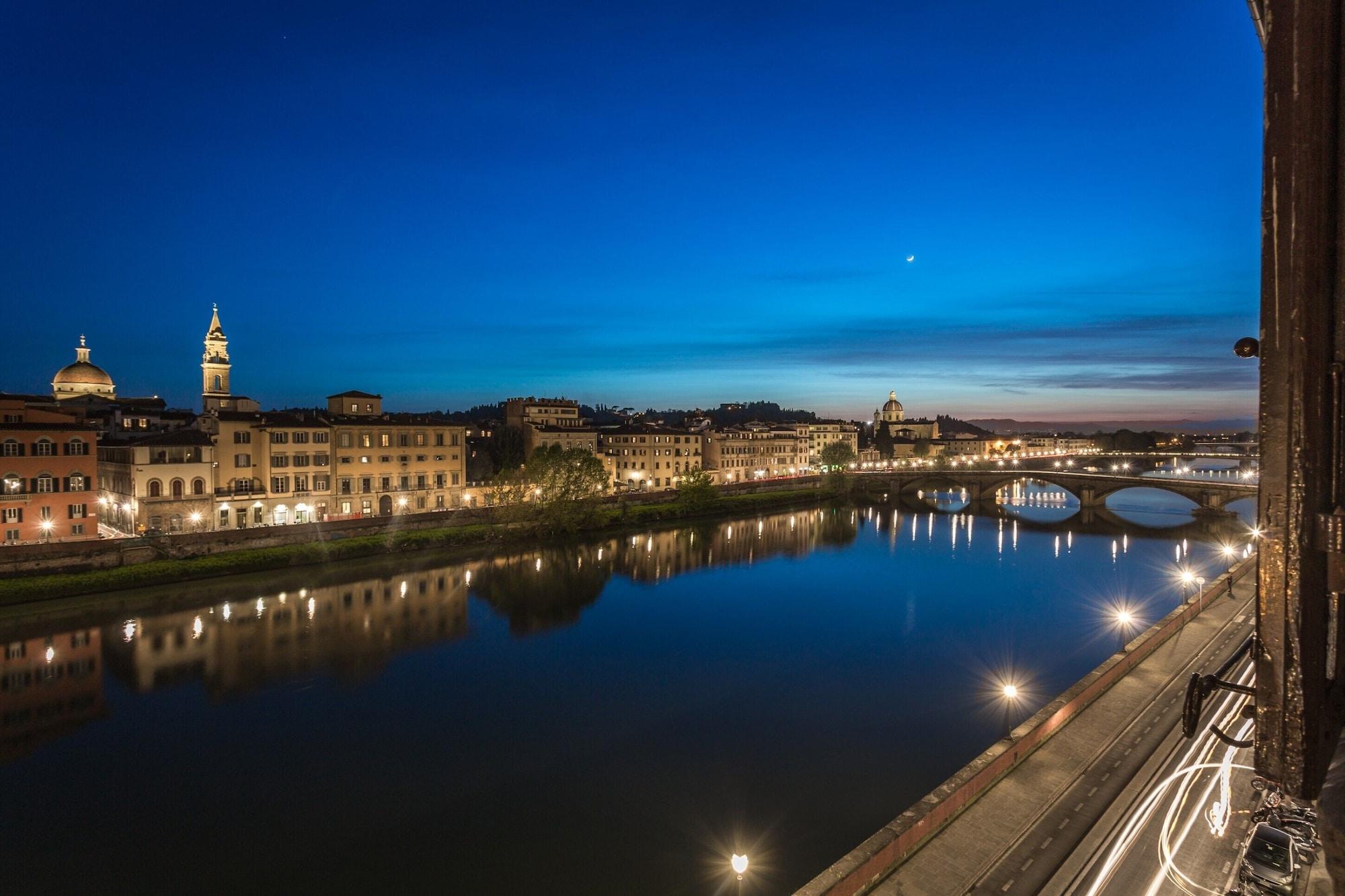 Hotel Bretagna Heritage - Alfieri Collezione Florence Exterior photo